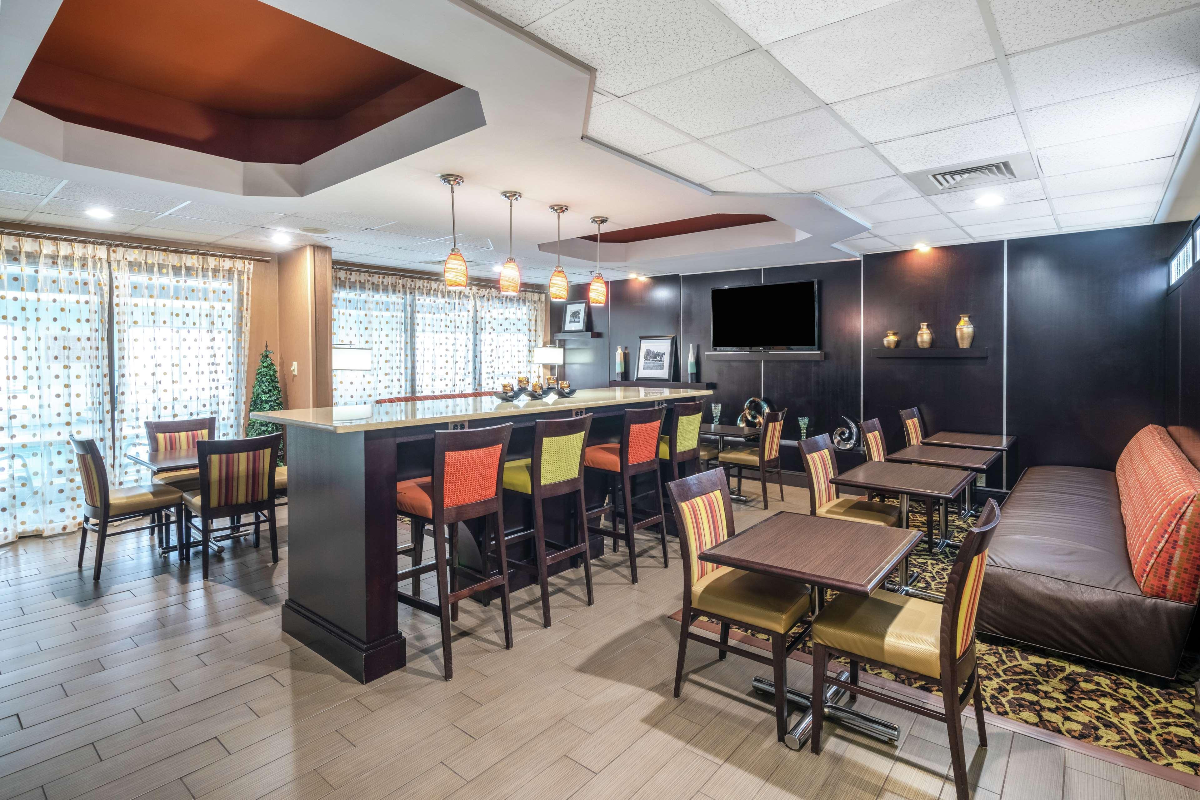 Hampton Inn Dublin Newbern Exterior foto